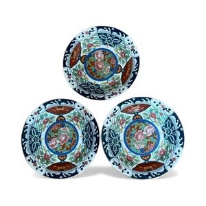 Gump’s Imari Kiku 10.5” plates set of 3